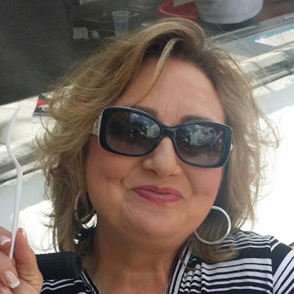 Meet your Posher, Mickie